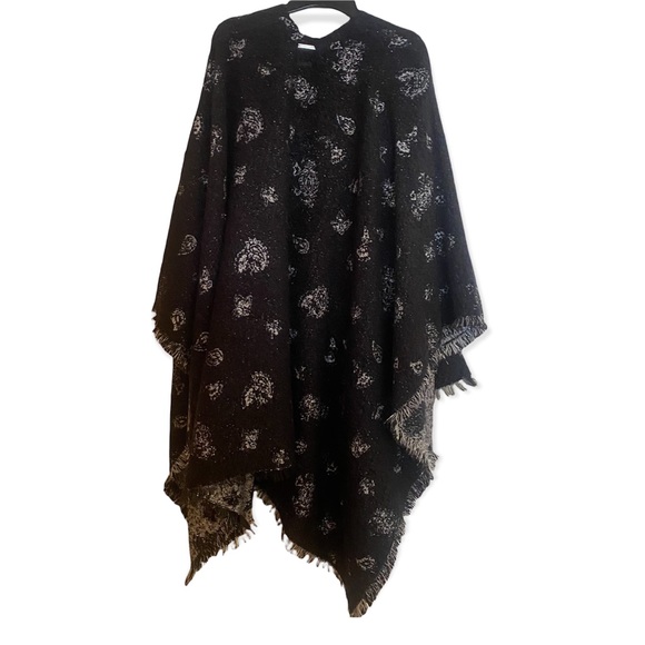 MICHAEL KORS Boucle’ Ruana - Picture 2 of 14